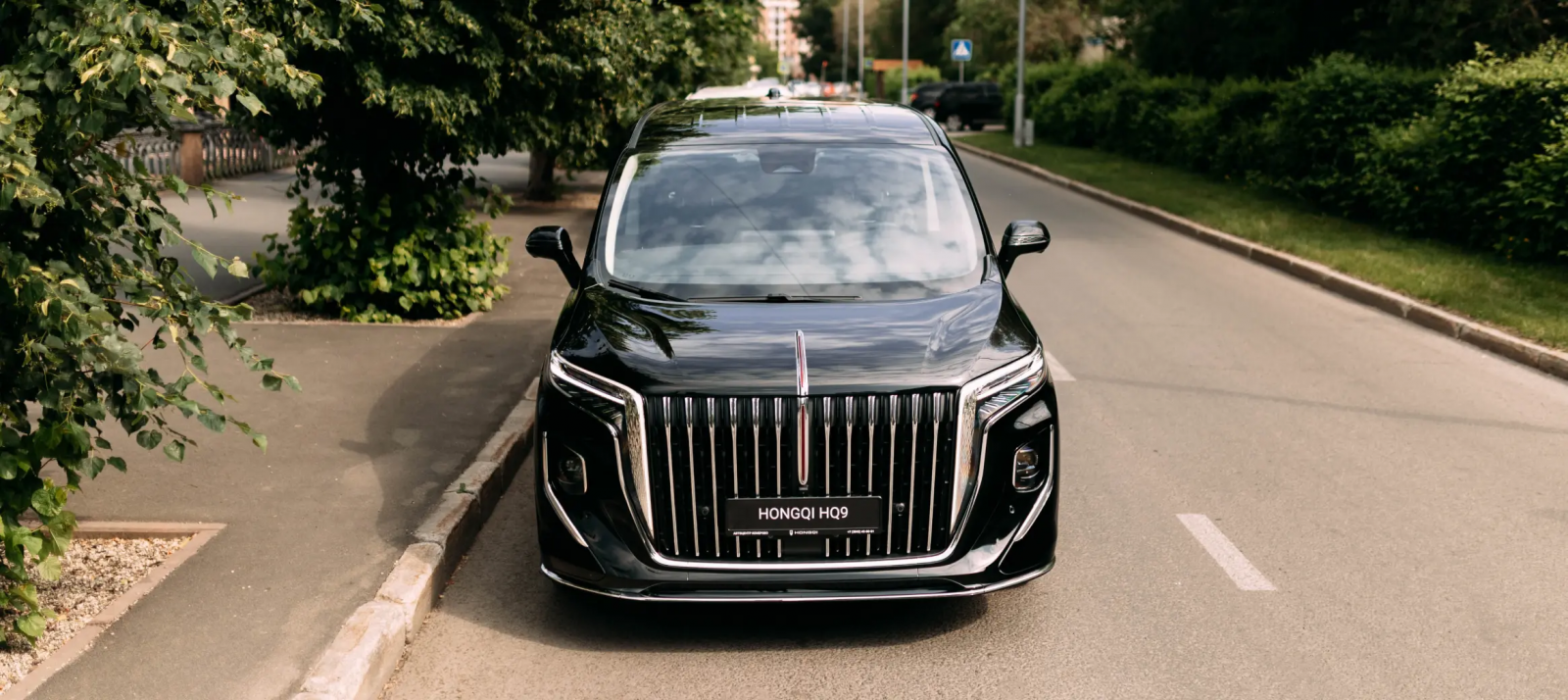 HONGQI HQ9 в кредит от 0,01%